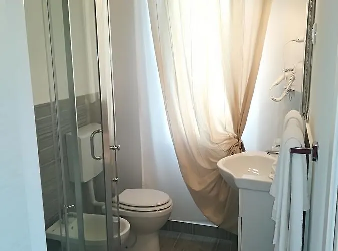 Meridiano Panzió Follonica